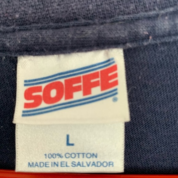 VINTAGE SOFFE MICHIGAN WOLVERINES MENS GRAPHIC SHIRT SIZE LARGE NICE - Picture 4 of 4